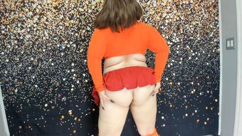 Jinkes Velma Squirts - March 01, 2023 (paypeaches)