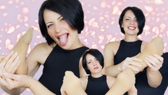 Nylon Feet and Face fetish, facial expressions (JuliaCrown)