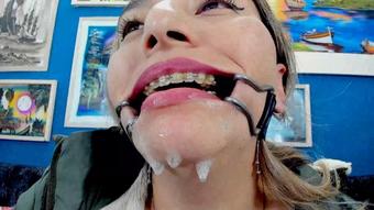 Spit Expert: Spit Knowledgeable close-up (Coconutsex)