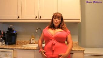 Roxeerobinson Taboo Mommy In The Kitchen (RoxeeRobinson)
