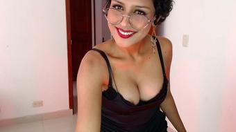 big sexy tits (AnastasiaRoberts)