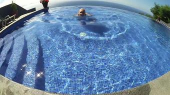 Ariel Anderssen Estate Agent Dunks Herself (Ariel Anderssen)