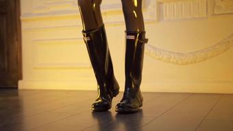 Hunter Boots And Latex Asmr (MissEllieMouse)