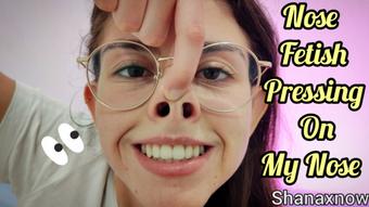 NOSE FETISH NOSTRILS PRESSING ON MY NOSE MOUTH OPEN GLASSES (Shanaxnow)