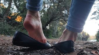 Unaware Giantess Ballet Flats Outdoors (Goddess Vanessa)