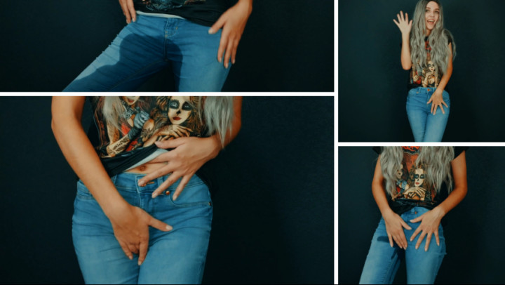 Pee in blue jeans - Aug 25, 2021
