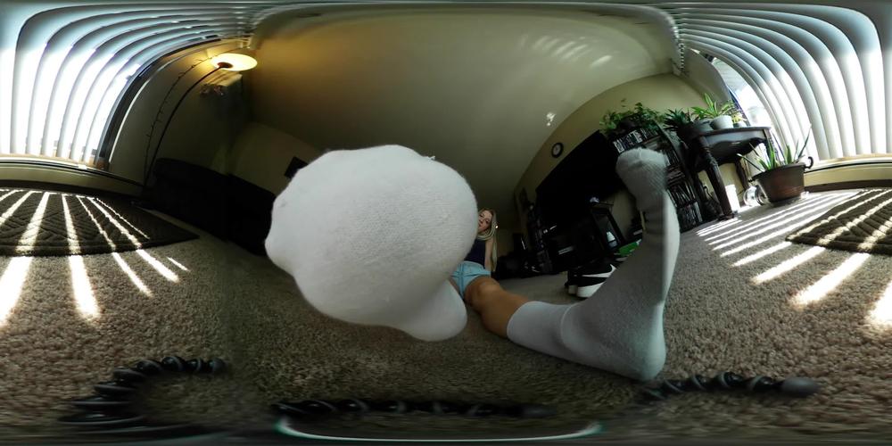 tinyguycustoms - Zaurus Shrunken Payback Shoe and Foot Cleaner - VR360