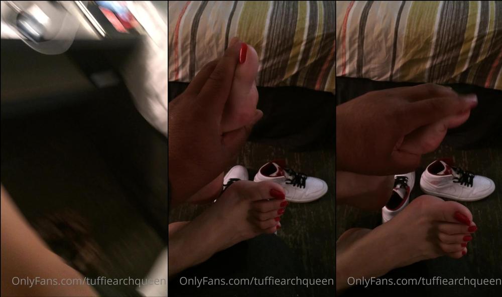 tuffiearchqueen 13 02 2022 2361856091 Weekly video photo dump. New Jersey was so good to me next stop is Los Angeles. Canâ