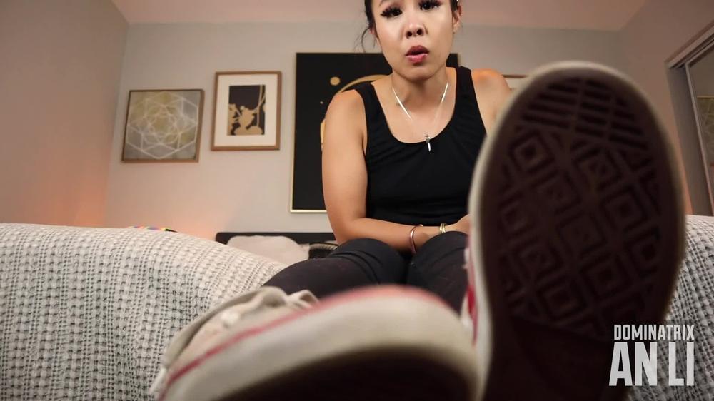 Mistress An Li Foot Freak Ignore