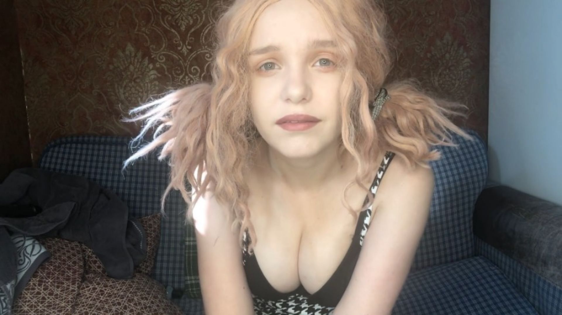 18 y.o. Playing with daddy after school - October 26, 2023