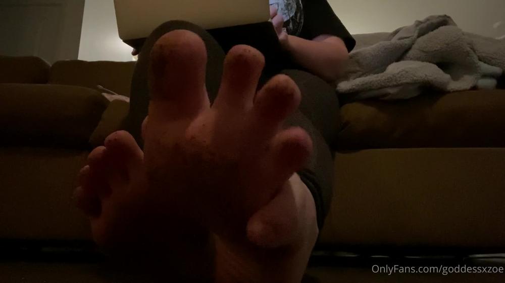 findomfootfairy 01 11 2021 2255768832 you worship my feet while i work on a