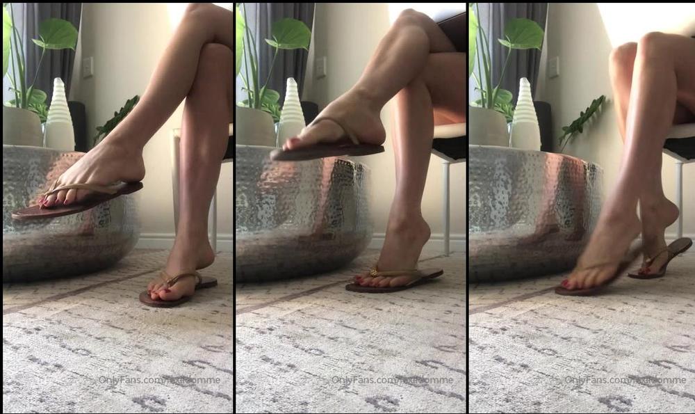 lexiidomme 15 09 2019 60736763 1 minute long POV video of Me dangling My sandals with My feet. Sexy arches red toes