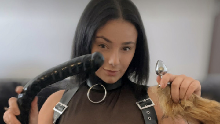 HUGE DILDO & BUTT PLUG XXX