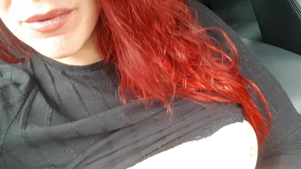 Ruby Onyx Car Finger