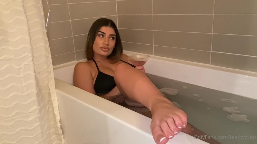 feetbysvett 03 04 2021 2072739762