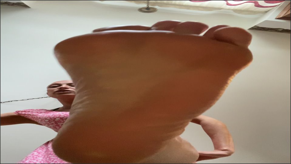 Queenmothersoles Giantess Slave Sole Licker