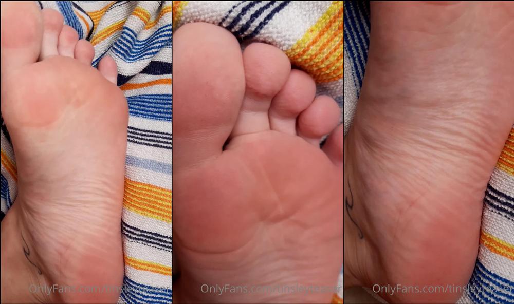 tinsleyteaser 27 11 2020 1342548530 Who loves fresh and clean feet, just out of the shower