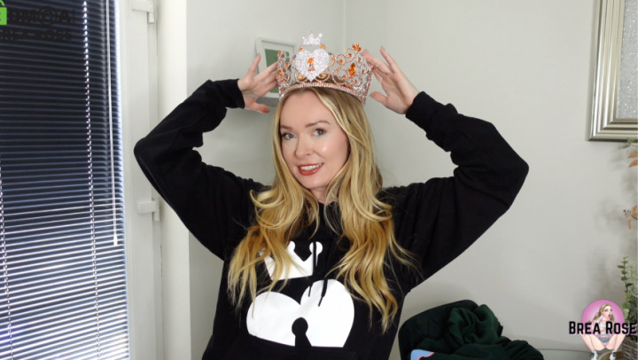 MV crown and merch unboxing 2022 - June 10, 2022