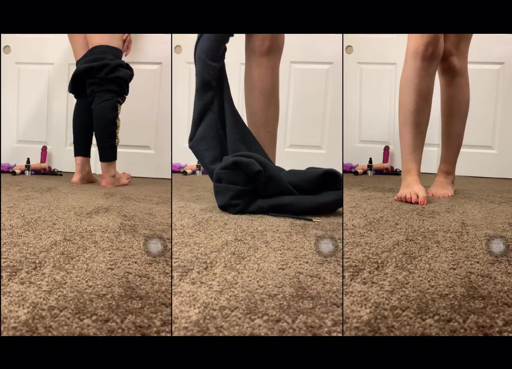leahwintersxoxo 01 01 2020 116089408 My toes look so cute trying to wiggle out of pants