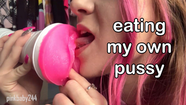 eating my pussy