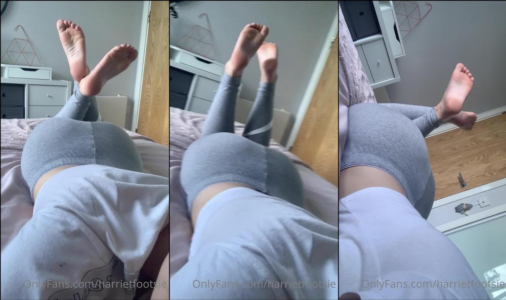 harrietfootsie 06 08 2020 657655545 And Iâm back in my favourite lounge wear  