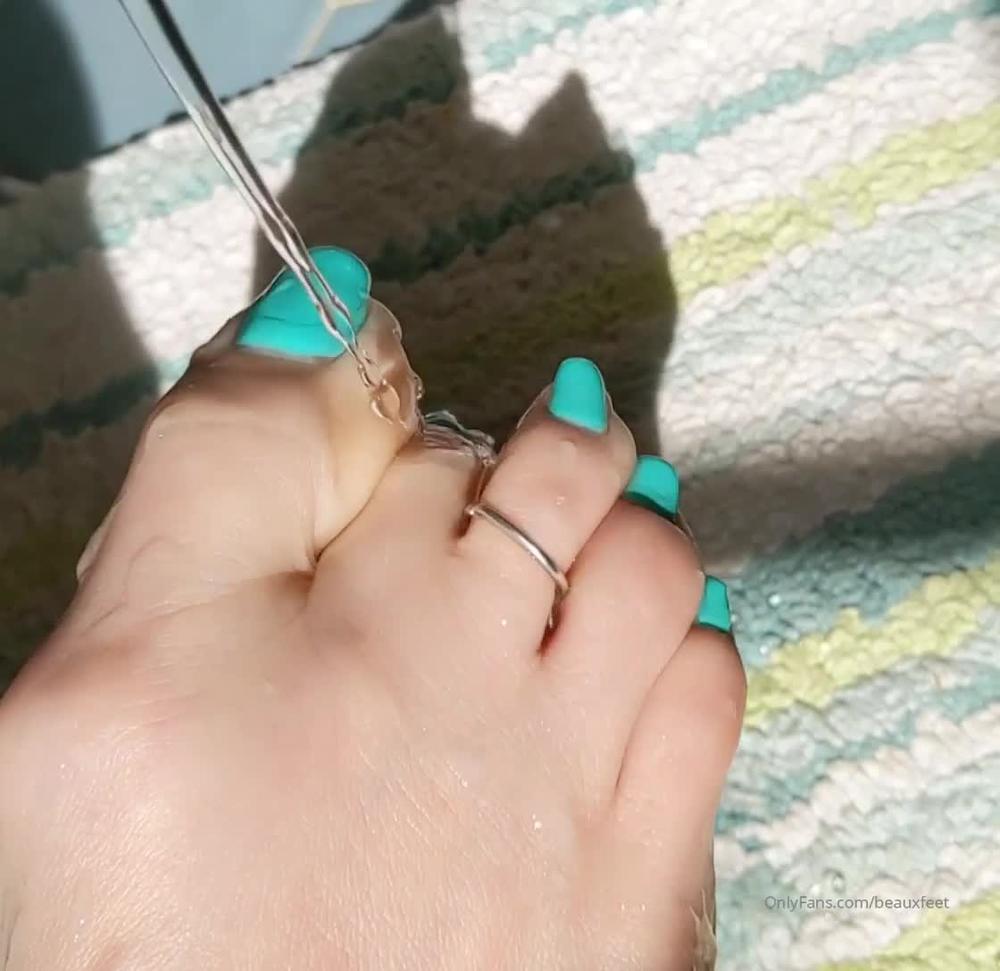 beauxfeet 02 03 2020 166037890 Sunny Toes and 