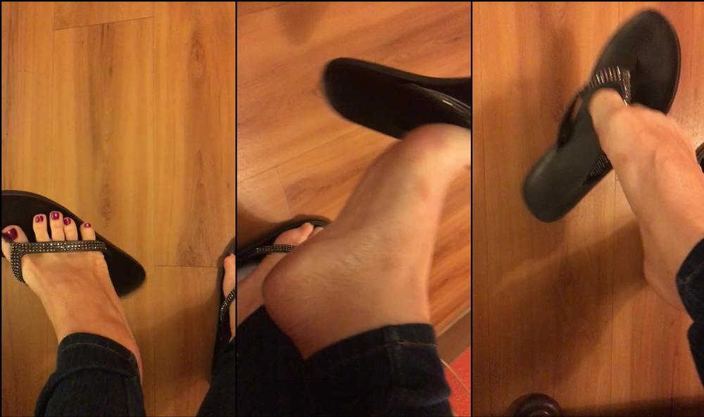 mswhitneymorgan 07 06 2018 10197296 flipflop dangle footfetish mini clip via special request