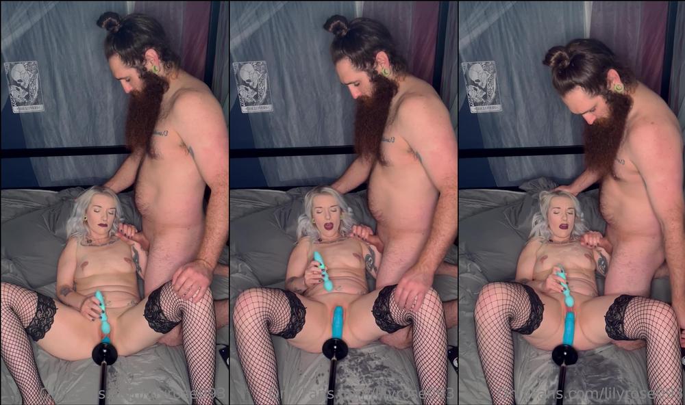 lilyrose093 592905796 2023 05 08 mommy got so sick over the weekend she didn t even realize the new fuck machine video never got drop