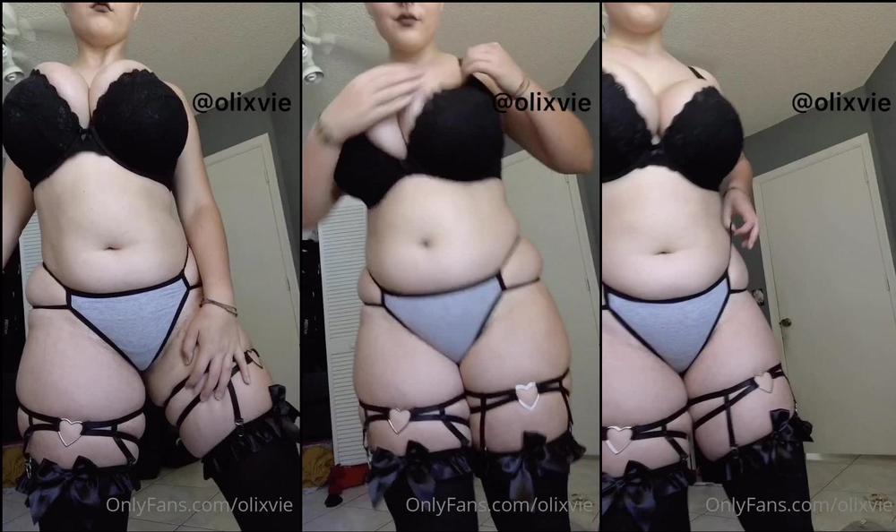olixvie 04 05 2020 281779828 showin off how squishy i am (âÂ´Ïï½â)
