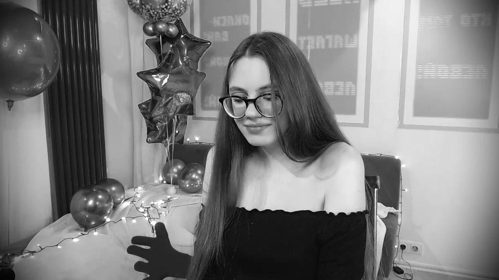Hysterical Literature: Nora and Chekhov - Jan 9, 2021