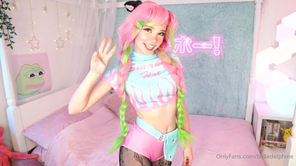 belledelphine 13 12 2020 1442013707 random behind the scenes footage i have from my latest music video just me messing up g