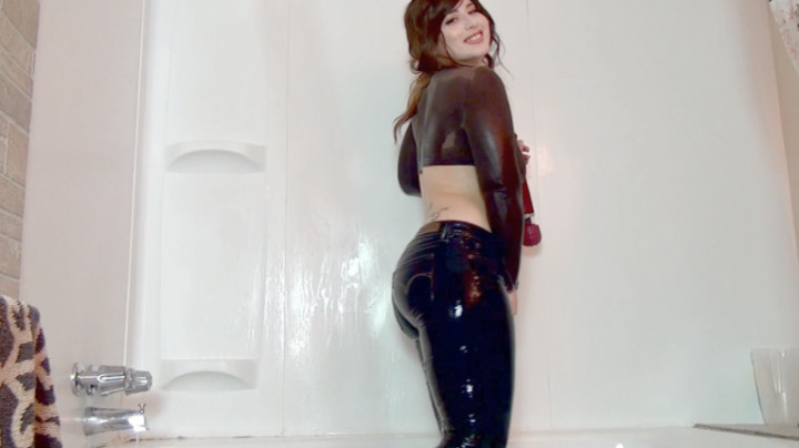 Shower & CuminMy Jeans Shiny Wet Ass HD - Aug 10, 2018