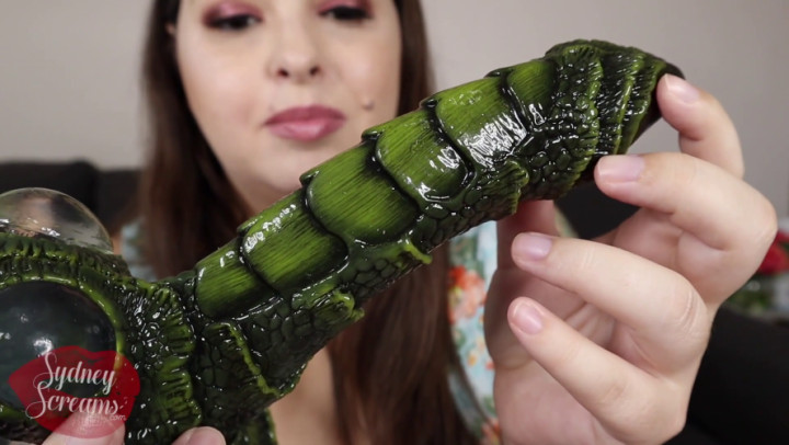 Unboxing Creature Cock by MonsterCocks