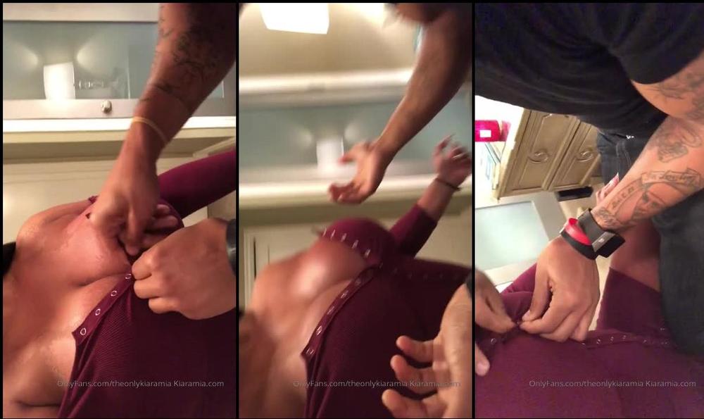 theonlykiaramia 03 08 2019 48613648 Iâve always fantasize about seducing a Uber driver and gagging on his cock while double