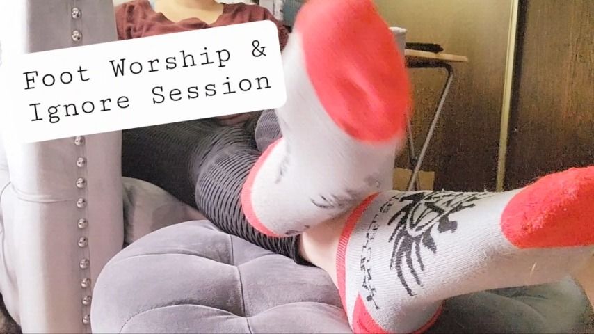 Foot Worship and Ignore Sessions Gaming - October 01, 2022