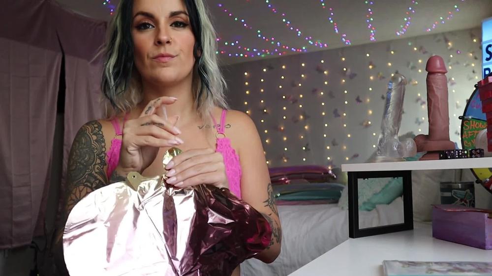 theskylarae - Skyla's Birthday Balloons!