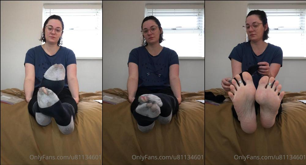u81134601 03 02 2022 2351633278 One lucky pervert is enjoying himself sniffing last weeks smelly work socks  â