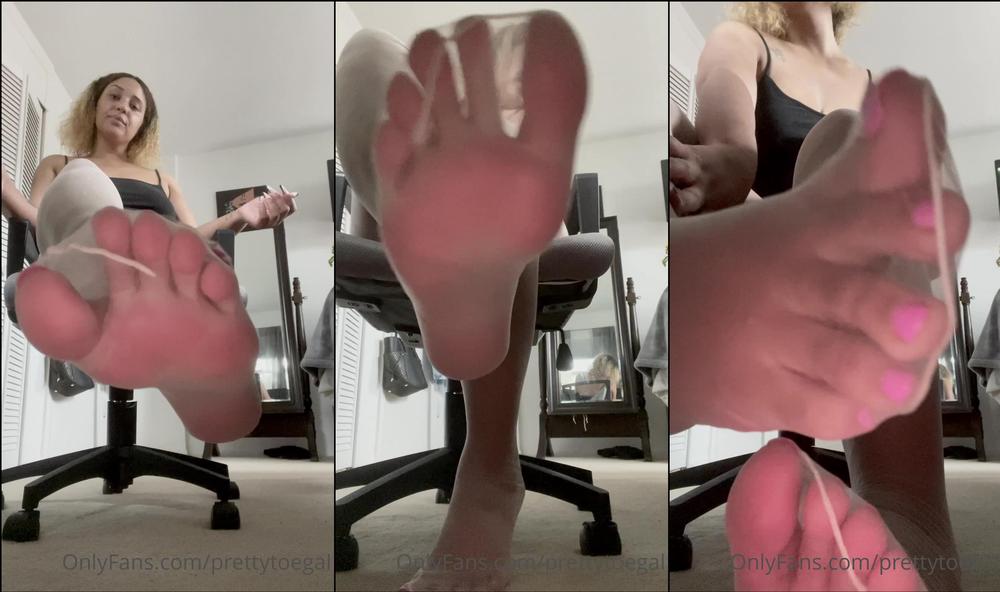 itsnese 07 10 2021 2240957454 pantyhose tease hardly working