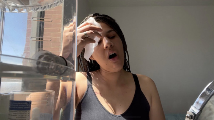 crazy burps and hiccups appears when i apply makeup in face - May 07, 2023