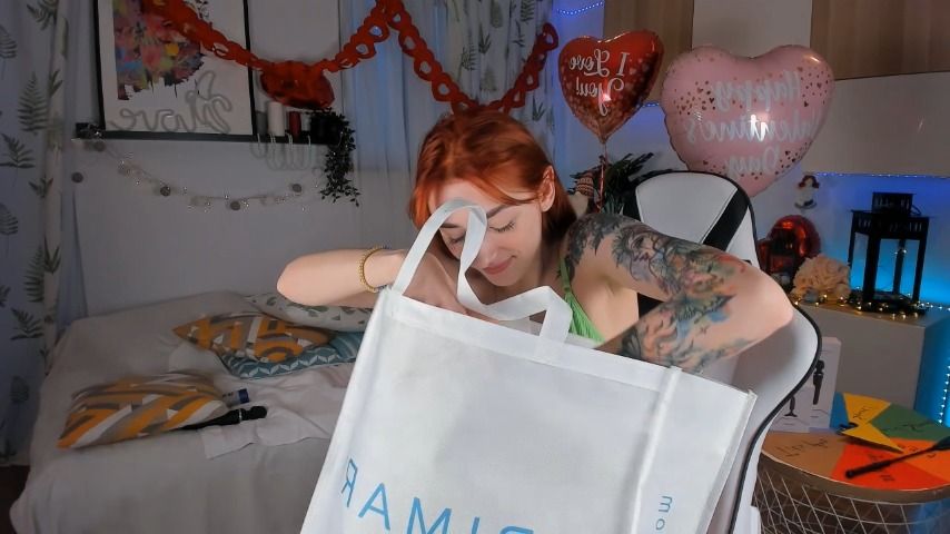 Unboxing shopping goods - Feb 22, 2023