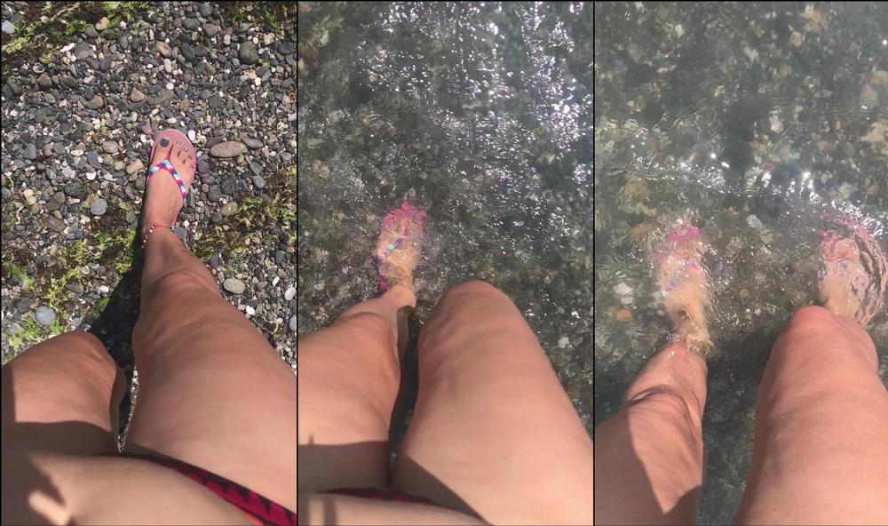 dollyfoxvip 01 09 2018 12988240 Walk on the beach in my flipflops