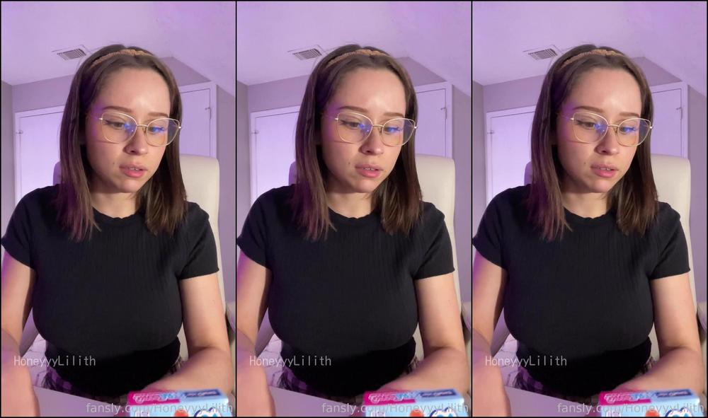HoneyyyLilith 2023-12-01 at 04-17 Fansly (HoneyLilith)