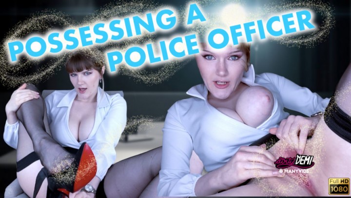 Dirty Demi Possessing A Police Officer