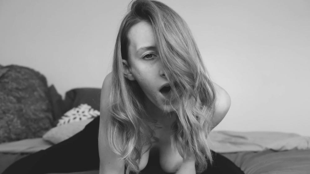 melissamae 04 12 2019 15474720 intimate and intense...