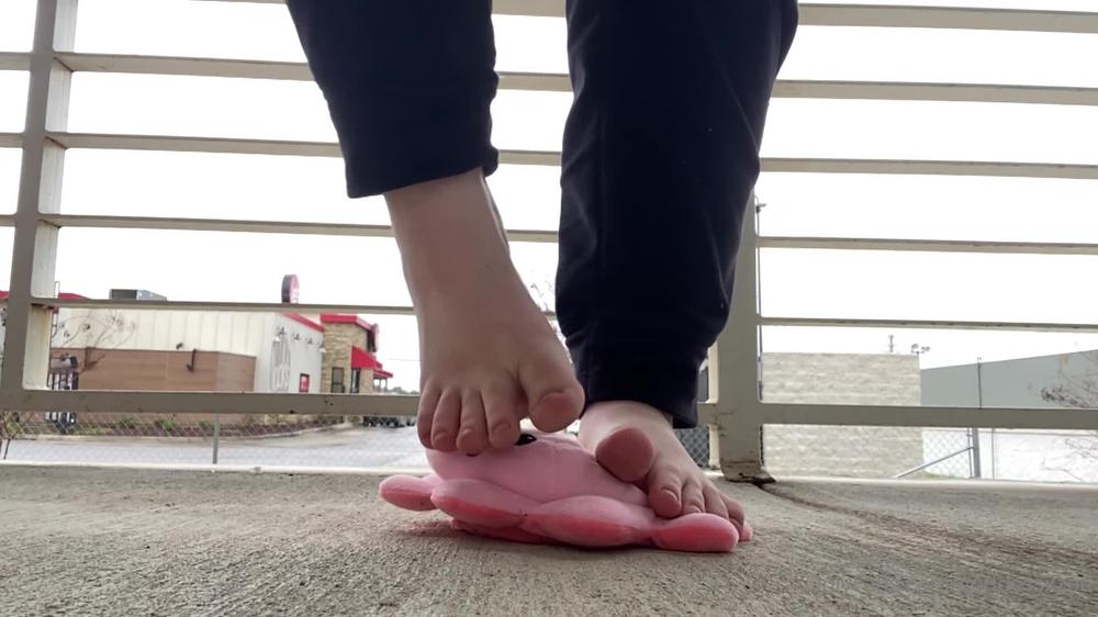 findomfootfairy 03 03 2022 2377696894 accidentally shot this in slow motion had to edit