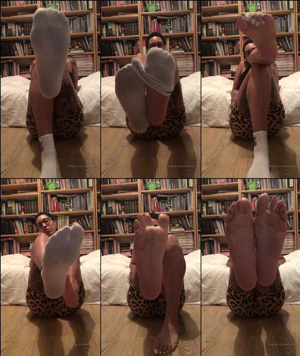 tanjirhoee 03 11 2019 80524559 Just a little sock tease to get your dick throbbing 