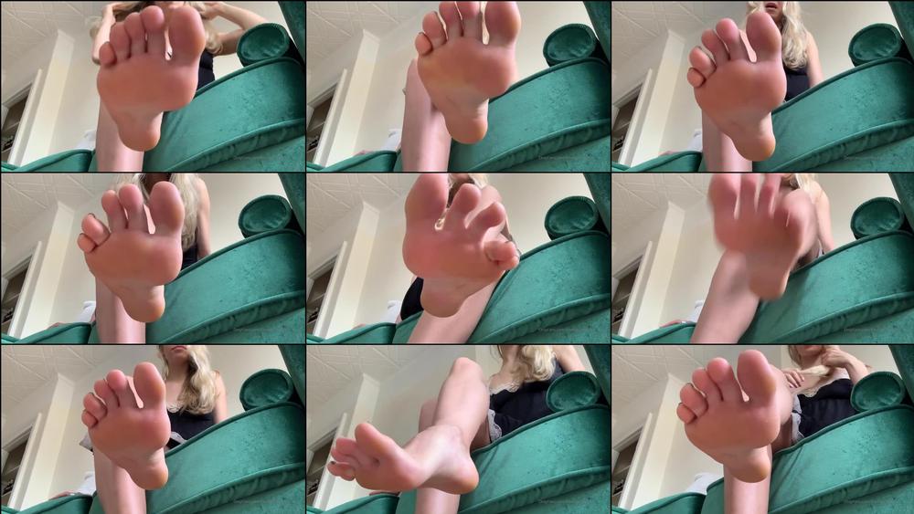 findomchristine 02 03 2020 24186281 Lick the spit off my perfect feet.