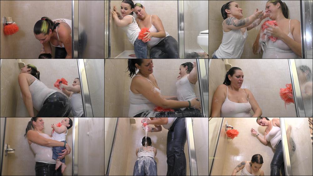 Vanessa & Sassee Cassee: Shower