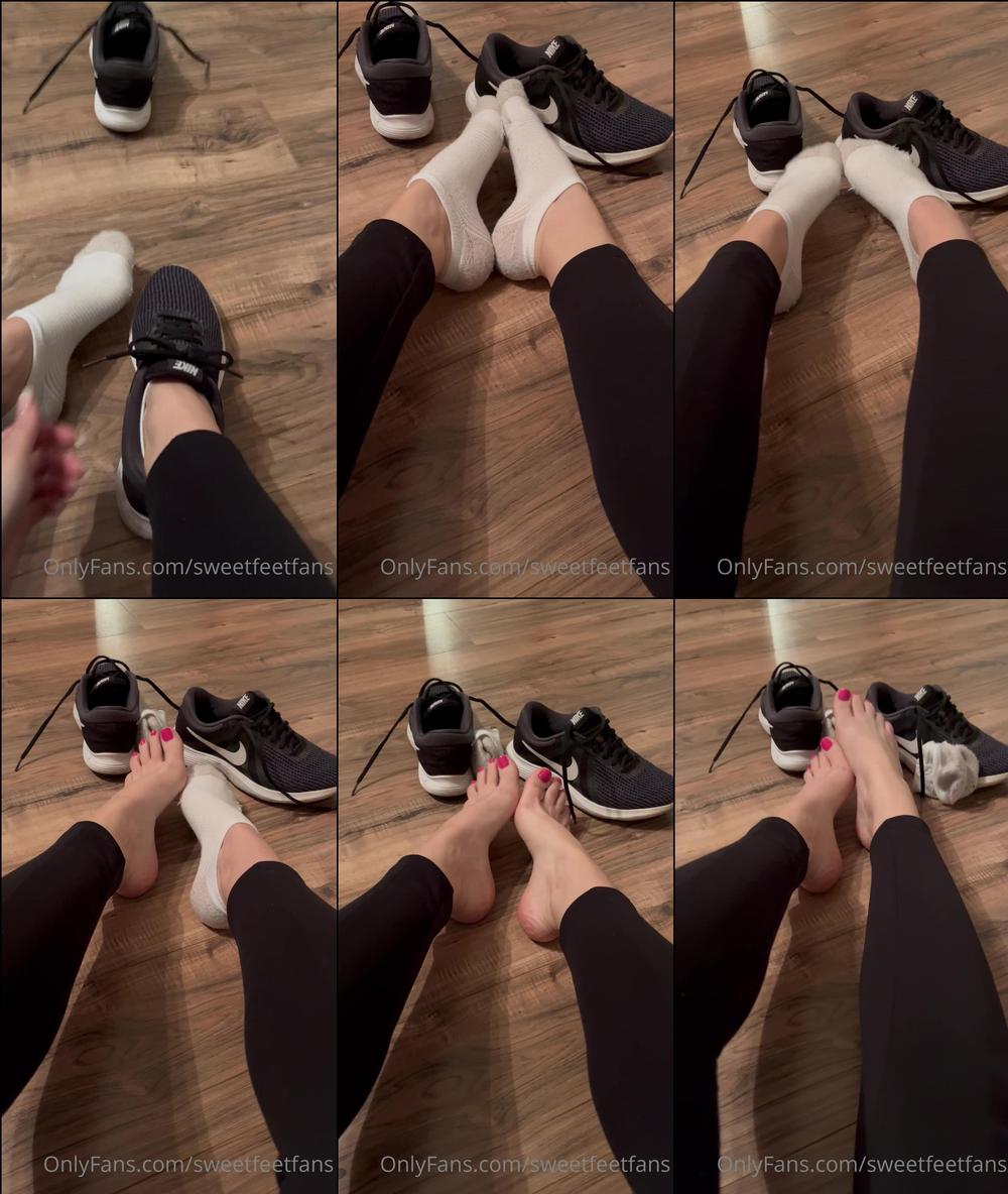 sweetfeetfans 03 03 2022 2380680144 they always need to be rubbed and get extra attention after i go running. any volunteers 