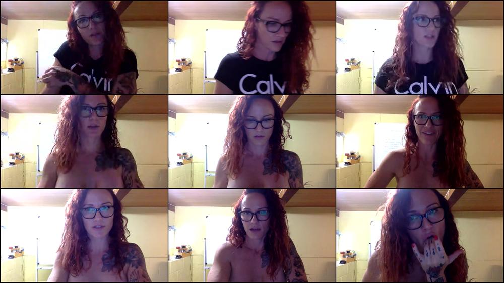 Rec. of LIVE chat, tits out, pussy flash